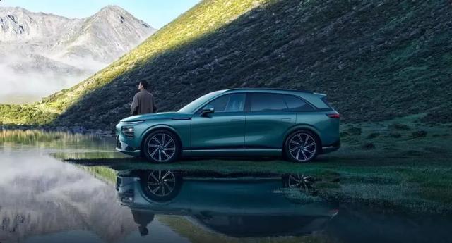 小鹏汽车逆袭之路：技术创新与市场策略双赢